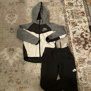 Nike Sportswear Tech Fleece Full-Zip Set